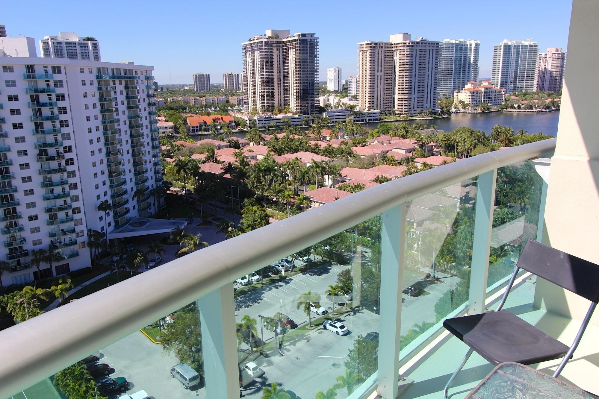 Ocean Reserve Sunny Isles Beach Exterior foto
